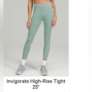 Lulu invigorate leggings in misty glade